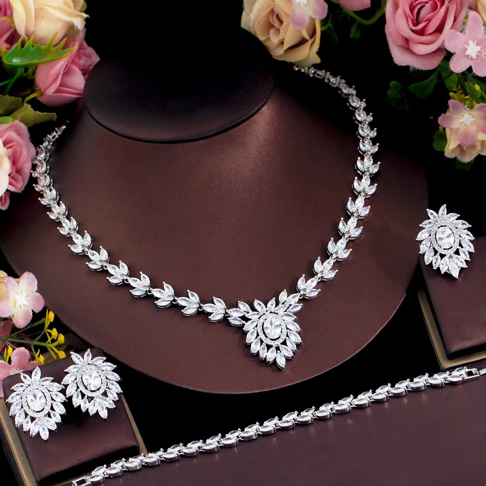 CWWZircons, 4 шт., ярко-белые, африканские, нигерийские, фианиты, цветок, лист, ожерелье, ювелирные наборы для свадьбы, свадебные, вечерние, одежда, T675
CWWZircons, 4 шт., ярко-белые, африканские, нигерийские, фианиты, цветок, лист, ожерелье, ювелирные наборы для свадьбы, свадебные, вечерние, одежда, T675