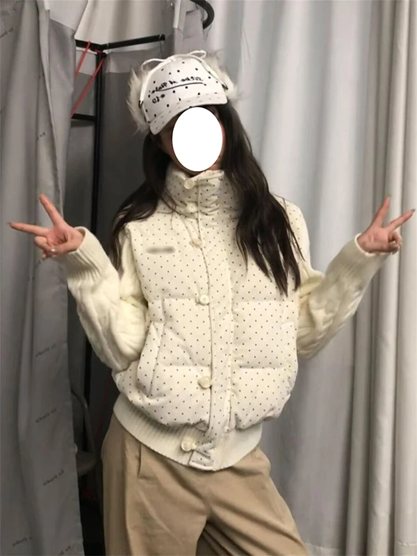 Korean Style Sweet Cool Twisted Knit Splicing Polka Dot Print Cotton Women's Winter Stand Collar Warm Bread Coat Jacket
Korean Style Sweet Cool Twisted Knit Splicing Polka Dot Print Cotton Women's Winter Stand Collar Warm Bread Coat Jacket
