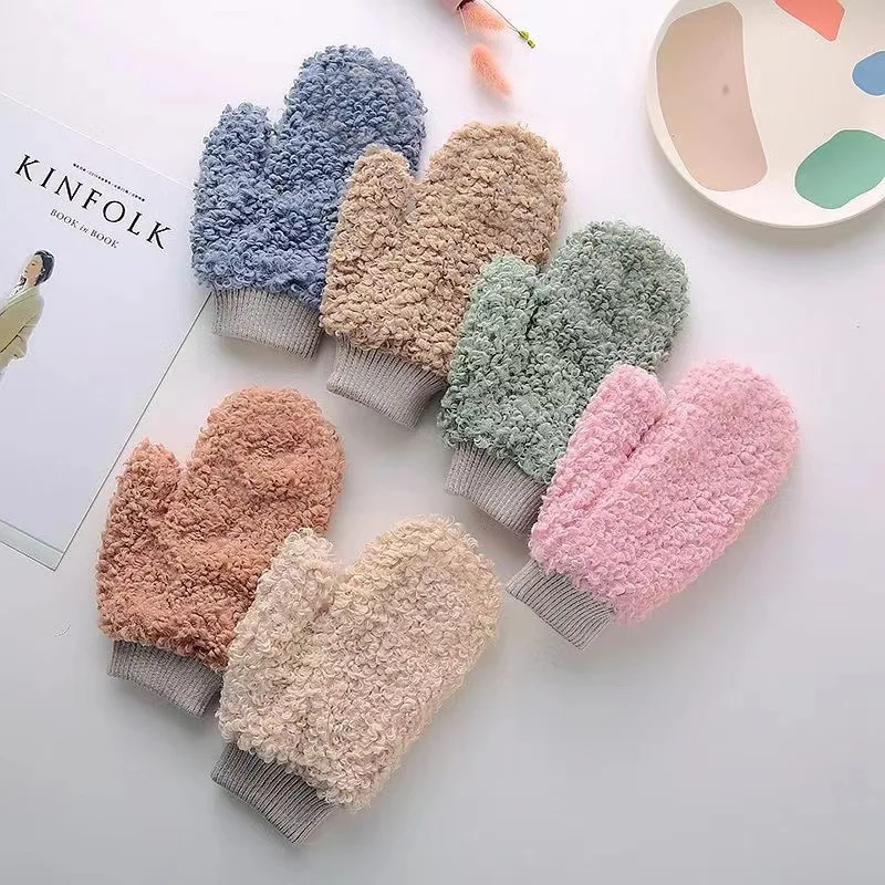 Winter Keep Warm Thickened Fleece Women Gloves Cute Lovely Fashion Personality Cold Protection Soft Mittens
Winter Keep Warm Thickened Fleece Women Gloves Cute Lovely Fashion Personality Cold Protection Soft Mittens
