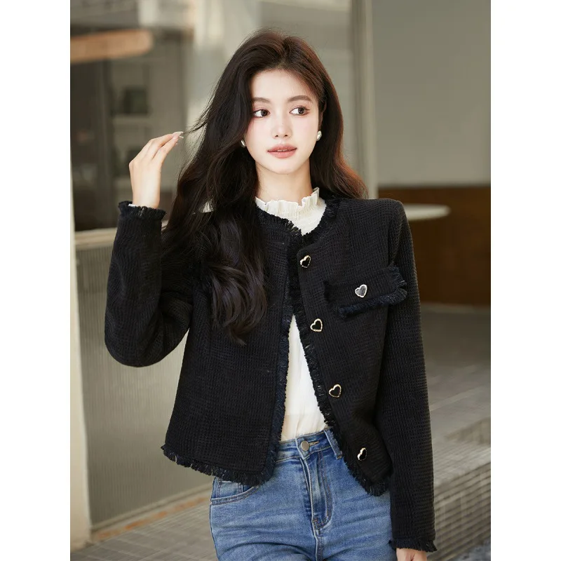 Autumn New Fashion Love Button Round Neck Short Fragrant Thick Tweed Coat Women Jackets
Autumn New Fashion Love Button Round Neck Short Fragrant Thick Tweed Coat Women Jackets