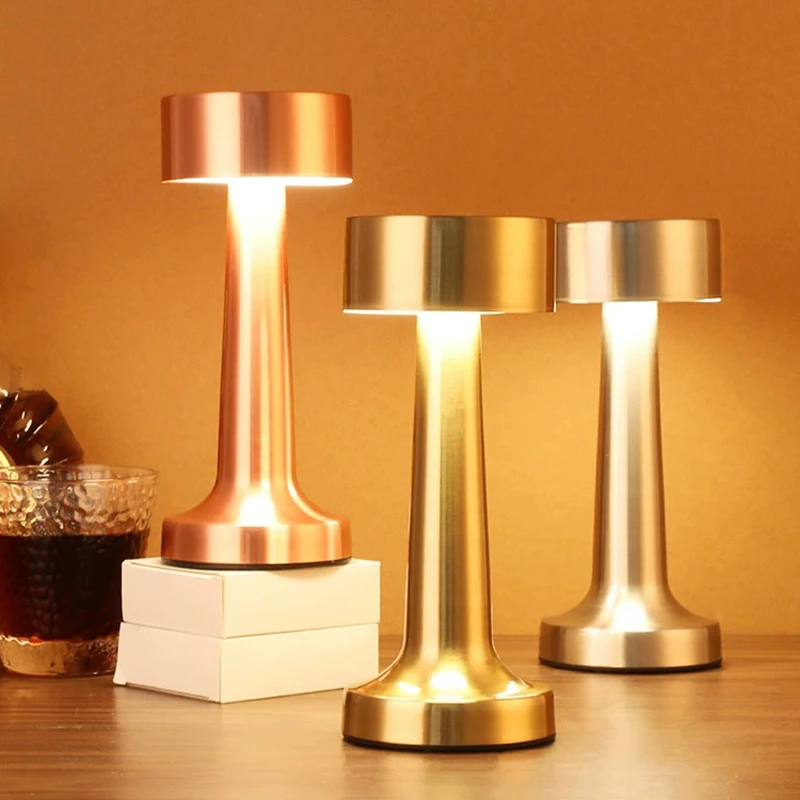 Retro Table Lamp Metal Touch Decor for Bar Coffee Table Restaurant Decoration Light Desk LED Night Lights Bedroom Rechargeable
Retro Table Lamp Metal Touch Decor for Bar Coffee Table Restaurant Decoration Light Desk LED Night Lights Bedroom Rechargeable