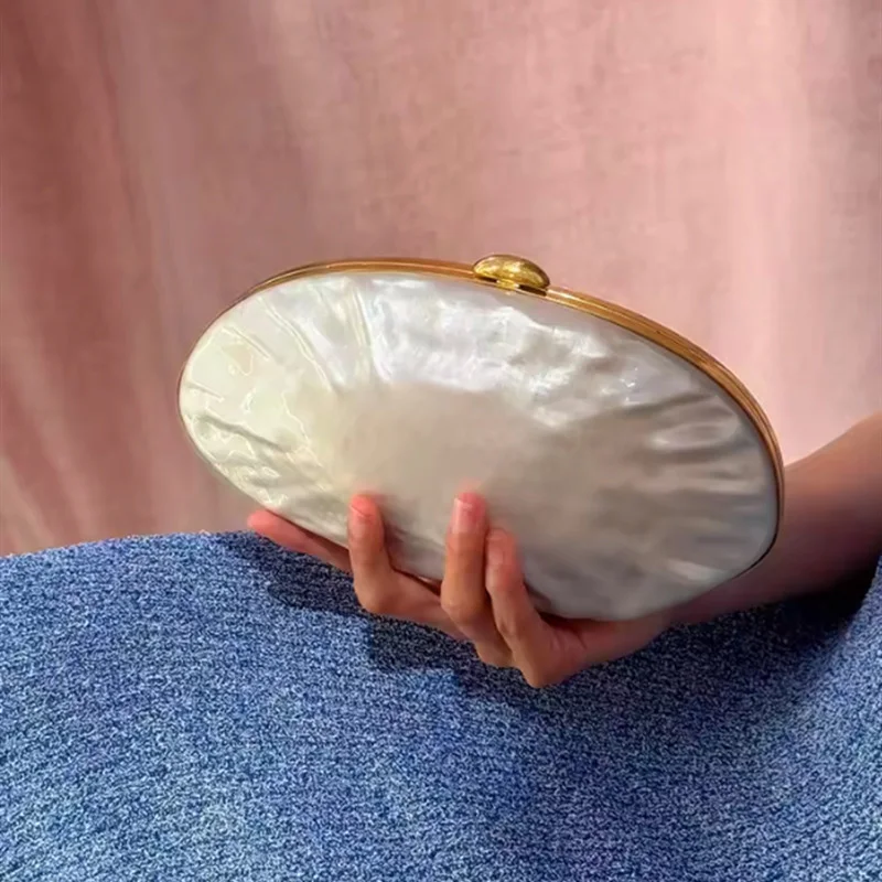 Lock Box Bag Fashionable French Marble Pattern Acrylic Storage Lipstick Shell Bag Portable Banquet Handbag Chain Crossbody Bag
Lock Box Bag Fashionable French Marble Pattern Acrylic Storage Lipstick Shell Bag Portable Banquet Handbag Chain Crossbody Bag