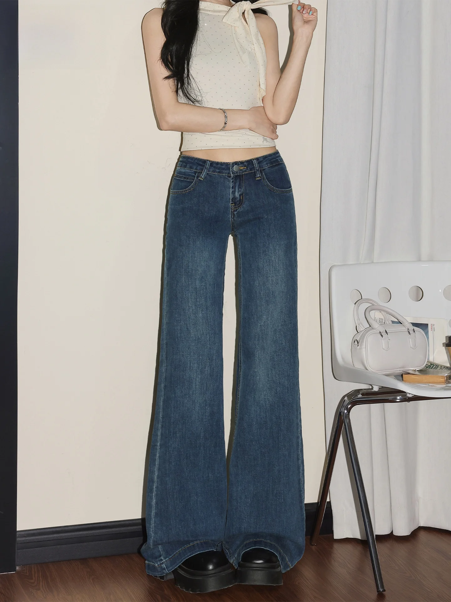 Low Waist Wide Leg Floor Length American Style Retro Hot Girl Jeans Women's Summer Elastic Design Loose Fit Casual Pants
Low Waist Wide Leg Floor Length American Style Retro Hot Girl Jeans Women's Summer Elastic Design Loose Fit Casual Pants