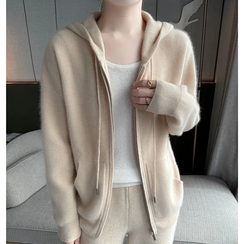 Women's 100% Cashmere Cardigan Hooded Collar Thick Knitted Sweater Autumn/Winter Casual Zipper Loose Top with Pocket Blouse 
Women's 100% Cashmere Cardigan Hooded Collar Thick Knitted Sweater Autumn/Winter Casual Zipper Loose Top with Pocket Blouse