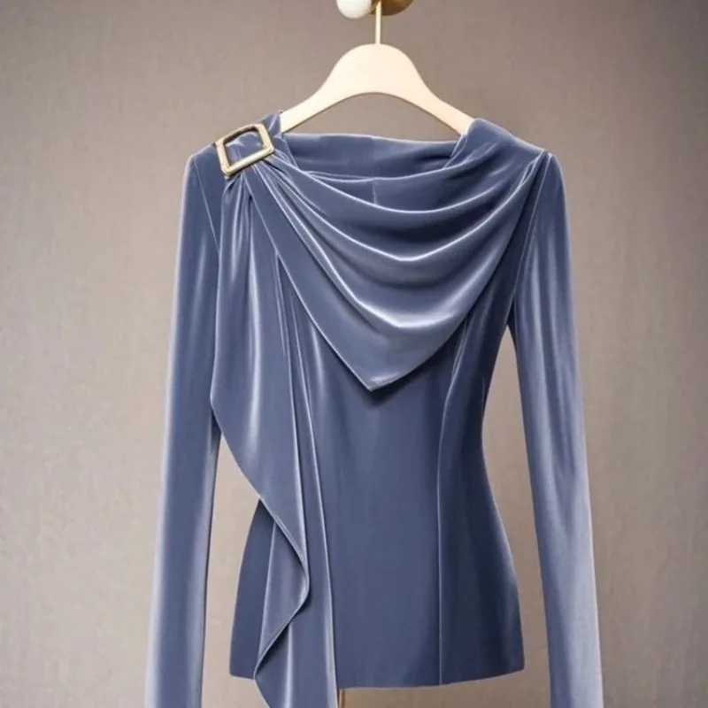 Fashionable Velvet Tops New Slim Temperament Stacked Collar Tops Simple Waist-hugging Commuting
Fashionable Velvet Tops New Slim Temperament Stacked Collar Tops Simple Waist-hugging Commuting