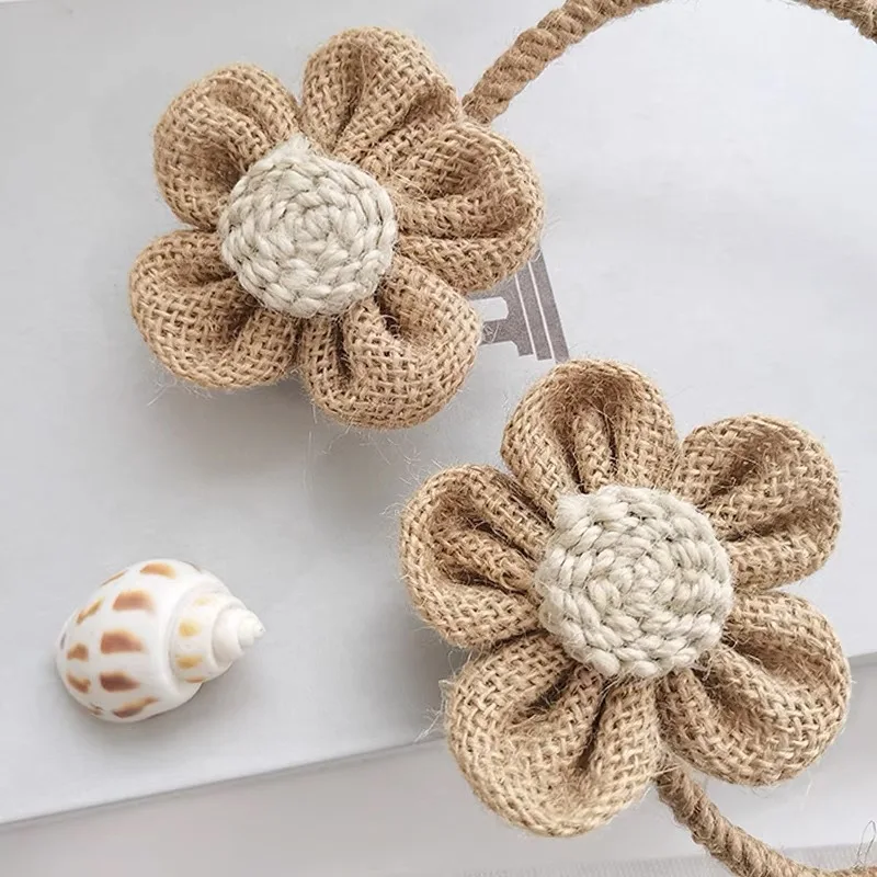 Creative flower curtain straps, bohemian style hemp rope curtains, adjustable curtain straps
Creative flower curtain straps, bohemian style hemp rope curtains, adjustable curtain straps