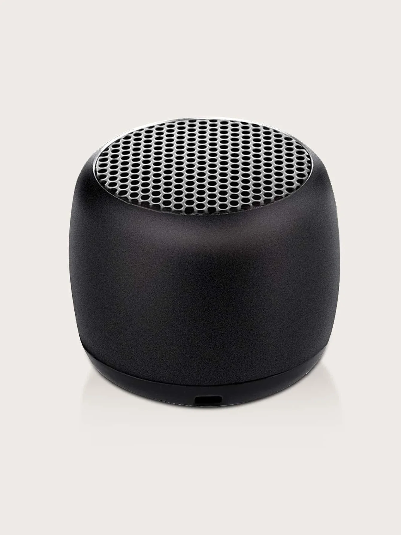 Wireless Speaker Mini Mobile Phone Subwoofer 34mm Outdoor Portable Audio Mini Soundbuds
Wireless Speaker Mini Mobile Phone Subwoofer 34mm Outdoor Portable Audio Mini Soundbuds