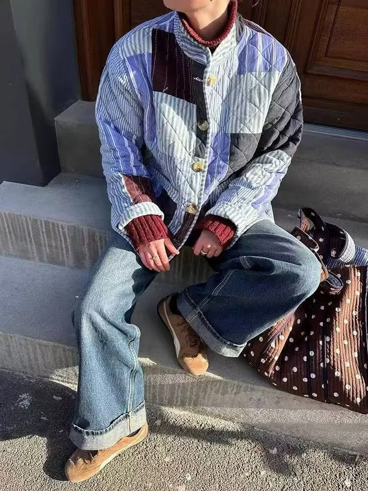 Autumn New Vintage Patchwork Striped Loose Jacket Women Casual O-neck Single Breasted Thick Warm Coat 2025 Winter Women Outwear
Autumn New Vintage Patchwork Striped Loose Jacket Women Casual O-neck Single Breasted Thick Warm Coat 2025 Winter Women Outwear