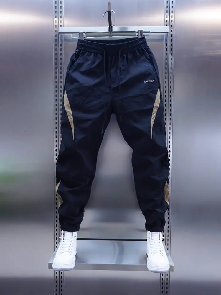 New 2026 Men's Fleece Lined Casual Pants Slim Fit Trousers Autumn Winter Patchwork Sports Long Trousers Trendy Warmth
New 2026 Men's Fleece Lined Casual Pants Slim Fit Trousers Autumn Winter Patchwork Sports Long Trousers Trendy Warmth