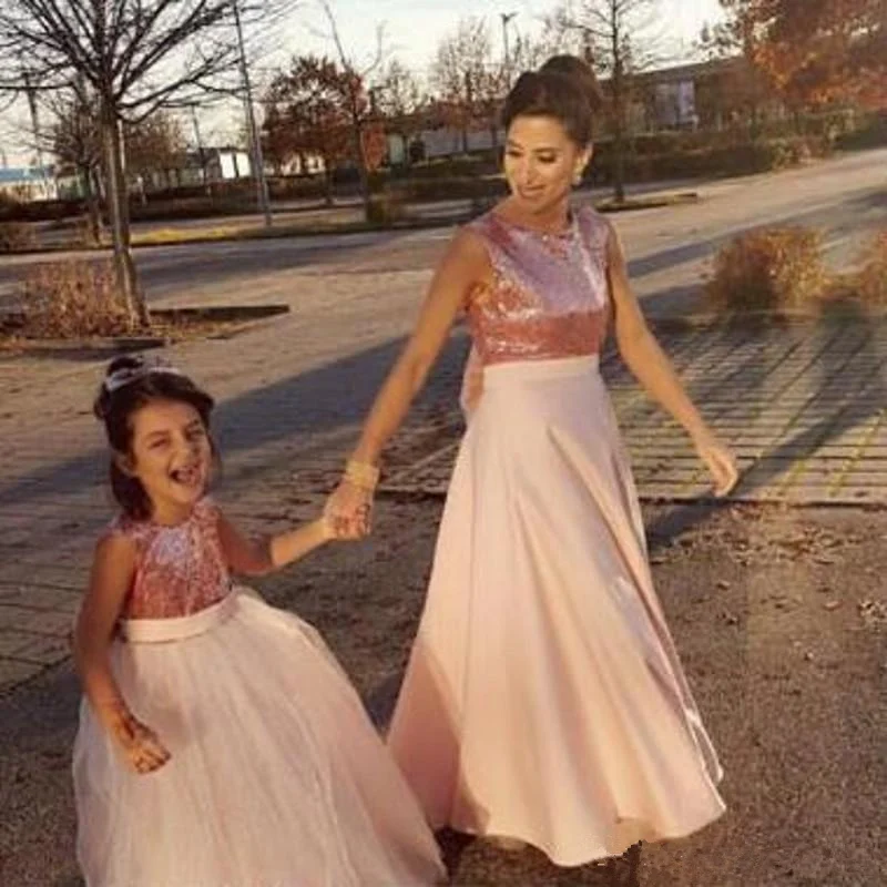 Kids Flower Girls Dresses for Wedding Appliqued Girl Pageant Dress Kids Party Prom Birthday Princess Gown
Kids Flower Girls Dresses for Wedding Appliqued Girl Pageant Dress Kids Party Prom Birthday Princess Gown