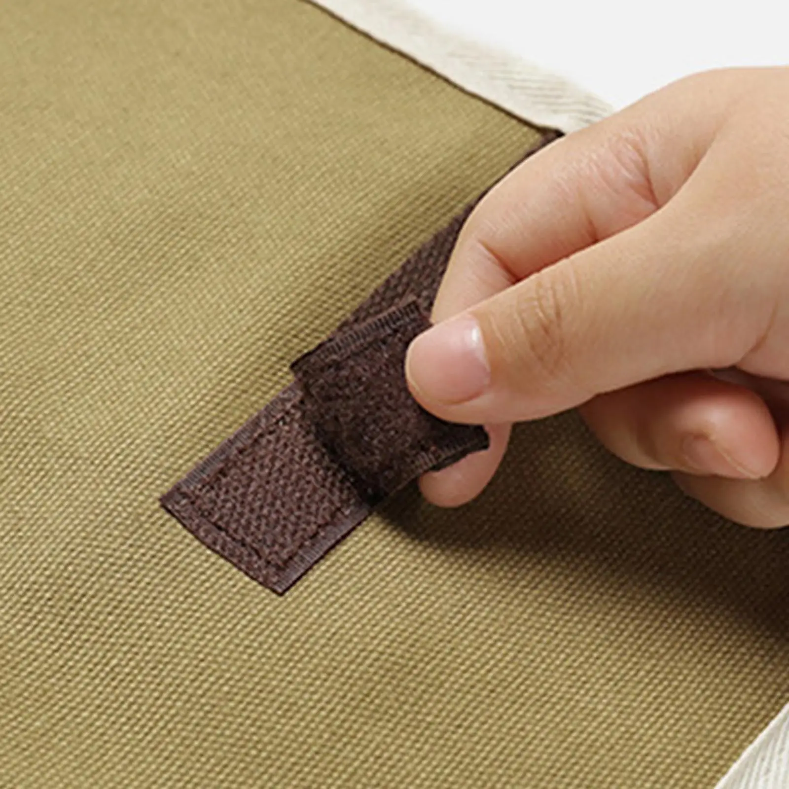 Tableware Storage Bag Hanging Cutlery Carrying Bag for Camping
Tableware Storage Bag Hanging Cutlery Carrying Bag for Camping