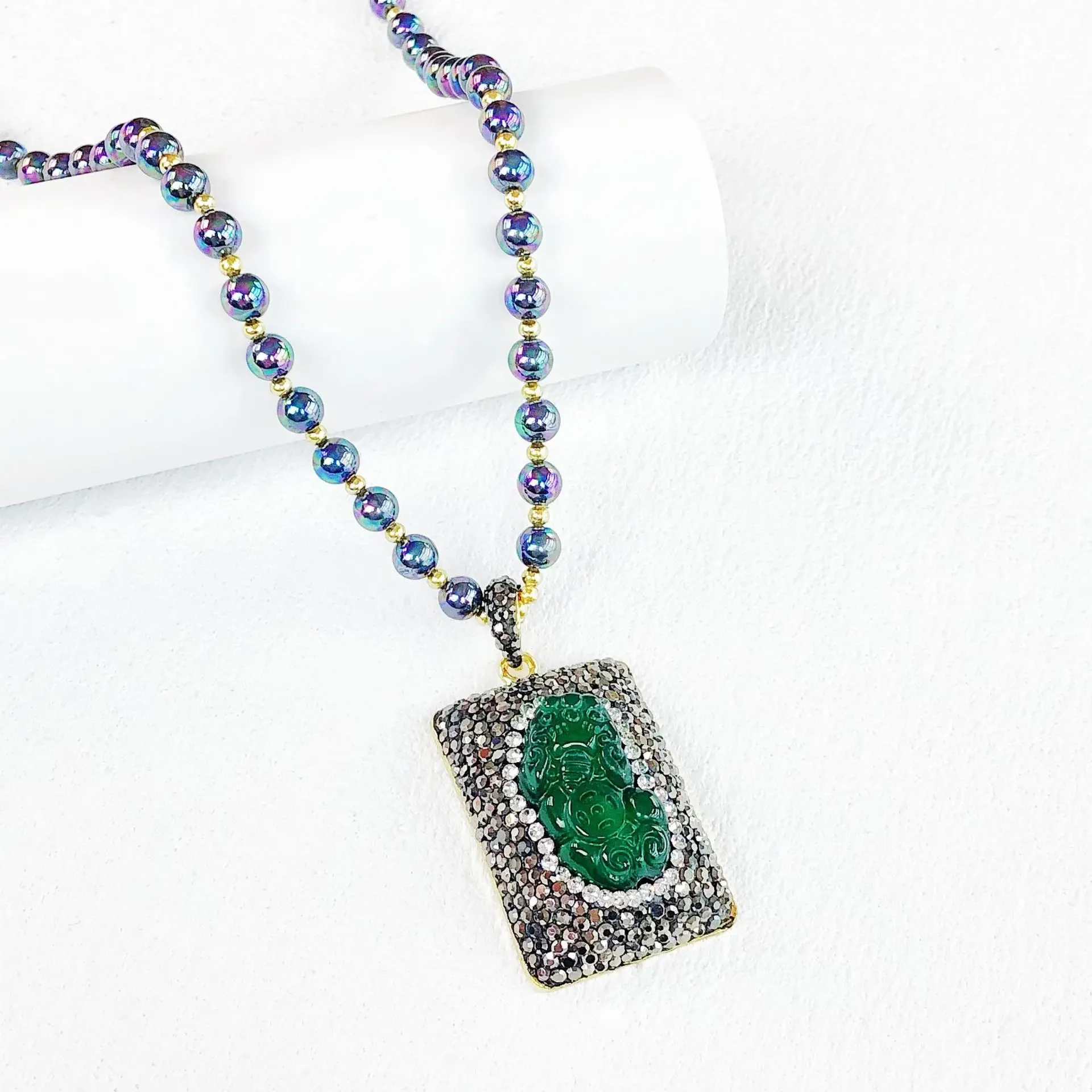 Ожерелье Pi Xiu в этническом стиле в стиле ретро, черный кристалл, инкрустированный кулон, персонализированный оригинальный дизайн, ожерелье, длинный свитер, цепочка, воротник
Ожерелье Pi Xiu в этническом стиле в стиле ретро, черный кристалл, инкрустированный кулон, персонализированный оригинальный дизайн, ожерелье, длинный свитер, цепочка, воротник