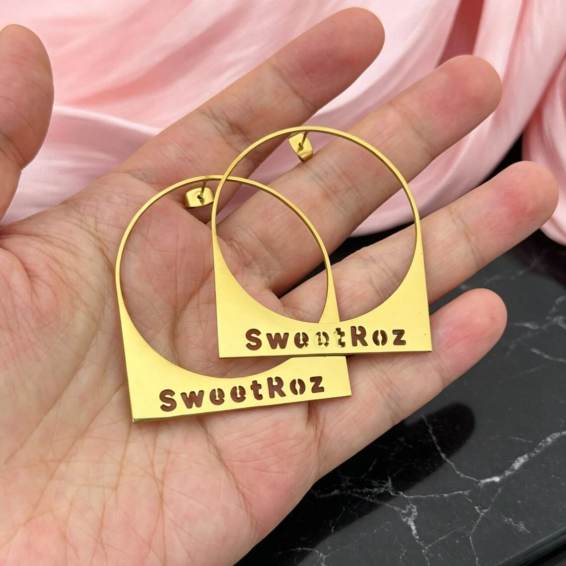 Personalized Custom Name Hoop Earring for Kids Women Stainless Steel Customized Name Pierce Circle Earring Birthday Jewelry Gift
Personalized Custom Name Hoop Earring for Kids Women Stainless Steel Customized Name Pierce Circle Earring Birthday Jewelry Gift