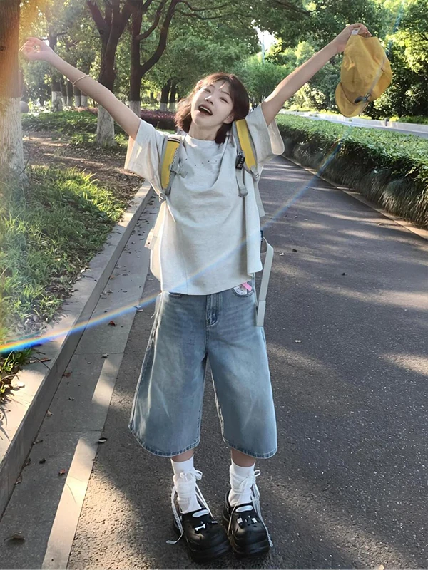 Retro High Waist Loose Fit Seven Inch Denim Jeans Women's Summer Thin Casual Style Straight Leg Trousers Comfortable Cotton B...
Retro High Waist Loose Fit Seven Inch Denim Jeans Women's Summer Thin Casual Style Straight Leg Trousers Comfortable Cotton B...