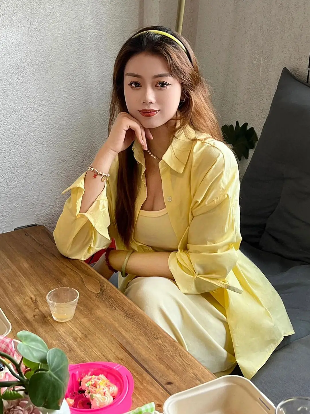 Elegant Yellow Strapless Dress Women's Summer New Style Long Sleeve Shirt Jacket Matching High Waist Breathable Collar C...
Elegant Yellow Strapless Dress Women's Summer New Style Long Sleeve Shirt Jacket Matching High Waist Breathable Collar C...