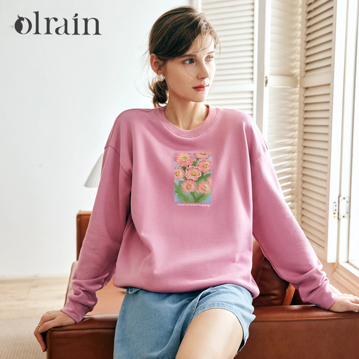 OLrain Graphic Sweatshirt for Woman 2025 Autumn Fashion Women Crew Neck Pullover Drop Printed Long Sleeve Tops O22QR65205
OLrain Graphic Sweatshirt for Woman 2025 Autumn Fashion Women Crew Neck Pullover Drop Printed Long Sleeve Tops O22QR65205