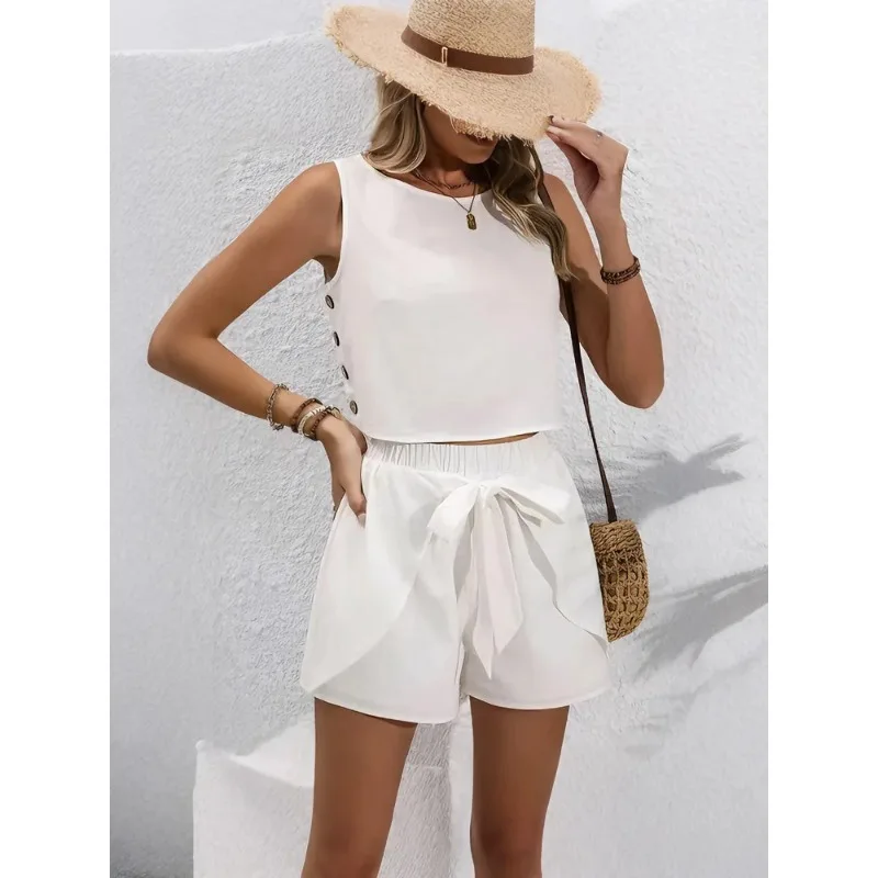 White Casual Lace-Up 2 Piece-Set Short Female Sleeveless Solid Cropped Top And High Waist Short Sets Bandage Women Outfits
White Casual Lace-Up 2 Piece-Set Short Female Sleeveless Solid Cropped Top And High Waist Short Sets Bandage Women Outfits