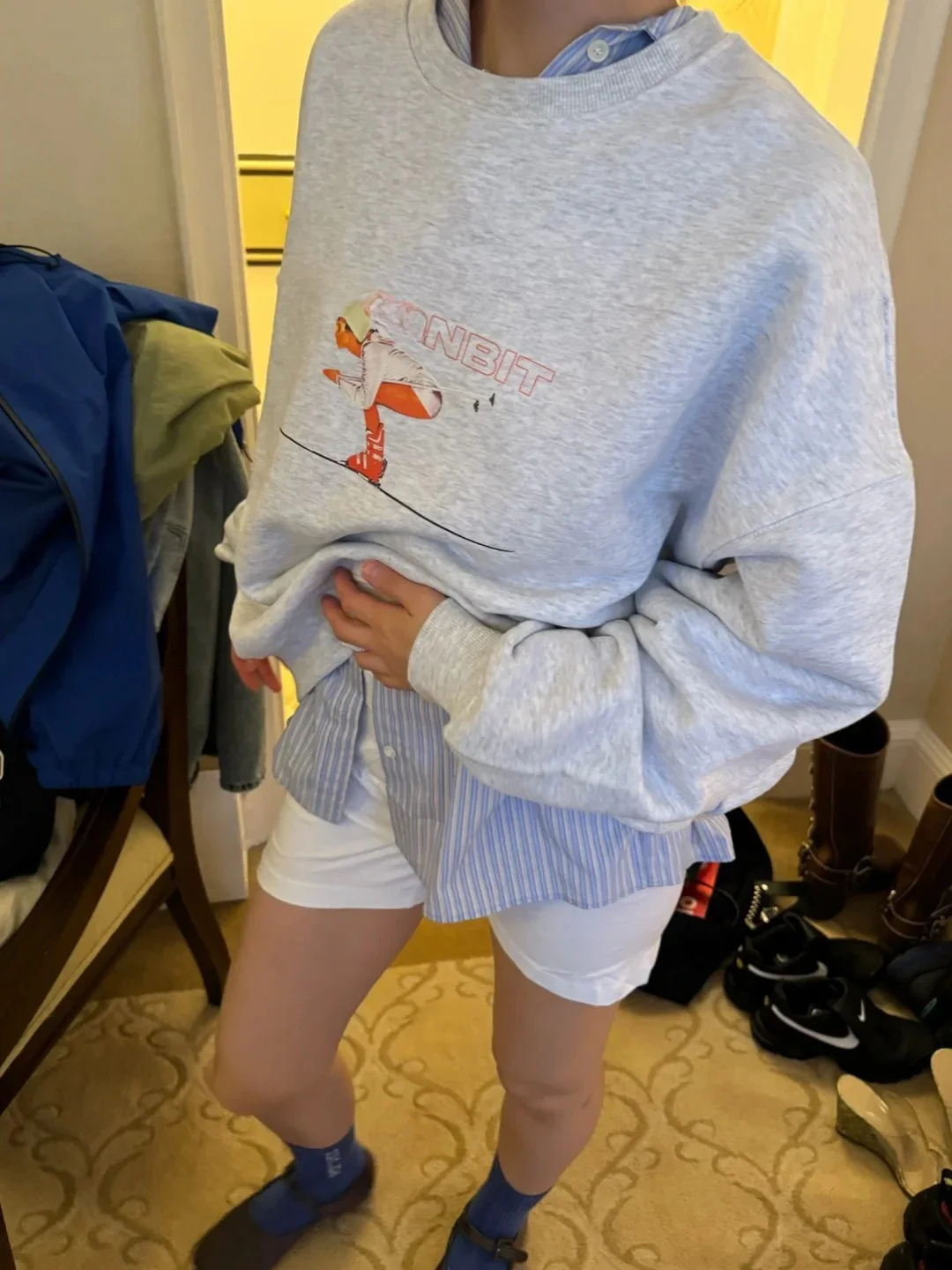 Adorable Retro Little Girl Ski Sweatshirt Ribbonbit New Fall 2025 Organic Cotton Women's Fashion Ladies Sweater
Adorable Retro Little Girl Ski Sweatshirt Ribbonbit New Fall 2025 Organic Cotton Women's Fashion Ladies Sweater