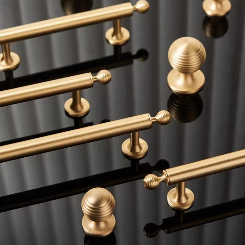 Латунные круглые ручки для шкафа, дверные ручки для шкафа, мебельная фурнитура, легкий роскошный ящик, длинные кухонные аксессуары
Латунные круглые ручки для шкафа, дверные ручки для шкафа, мебельная фурнитура, легкий роскошный ящик, длинные кухонные аксессуары