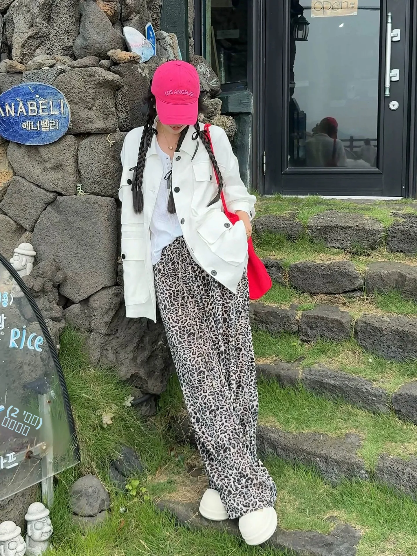 High Waist Texture Pleated Leopard Print Faionable Pants Versatile Loose Fit Straight Leg Polyester Fiber Printed Casual Tr...
High Waist Texture Pleated Leopard Print Faionable Pants Versatile Loose Fit Straight Leg Polyester Fiber Printed Casual Tr...