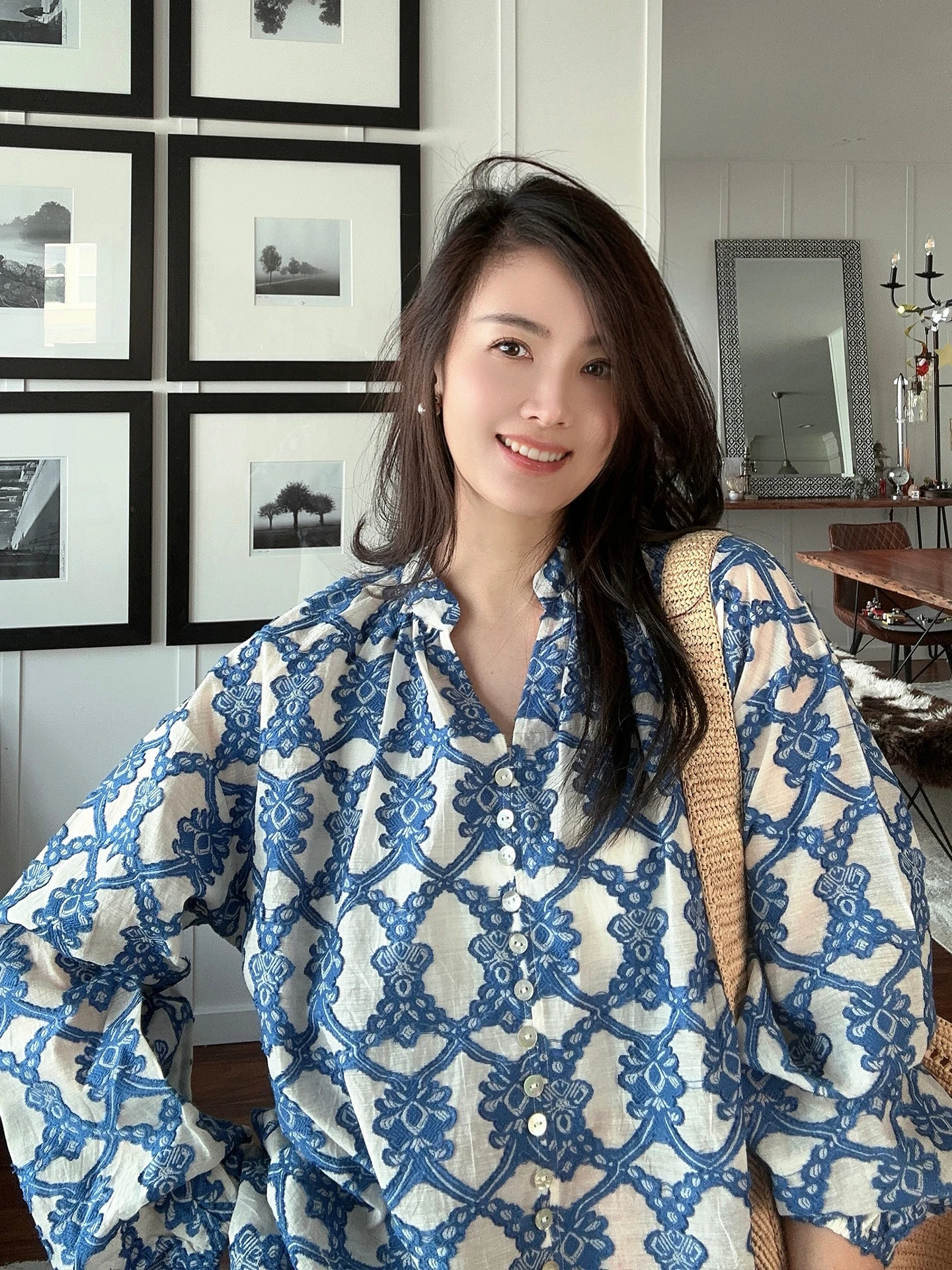 Romantic Embroidered Floral Loose Women's Shirt Vintage Pattern French Style Breathable Comfortable Anti-static Long Sleeve
Romantic Embroidered Floral Loose Women's Shirt Vintage Pattern French Style Breathable Comfortable Anti-static Long Sleeve