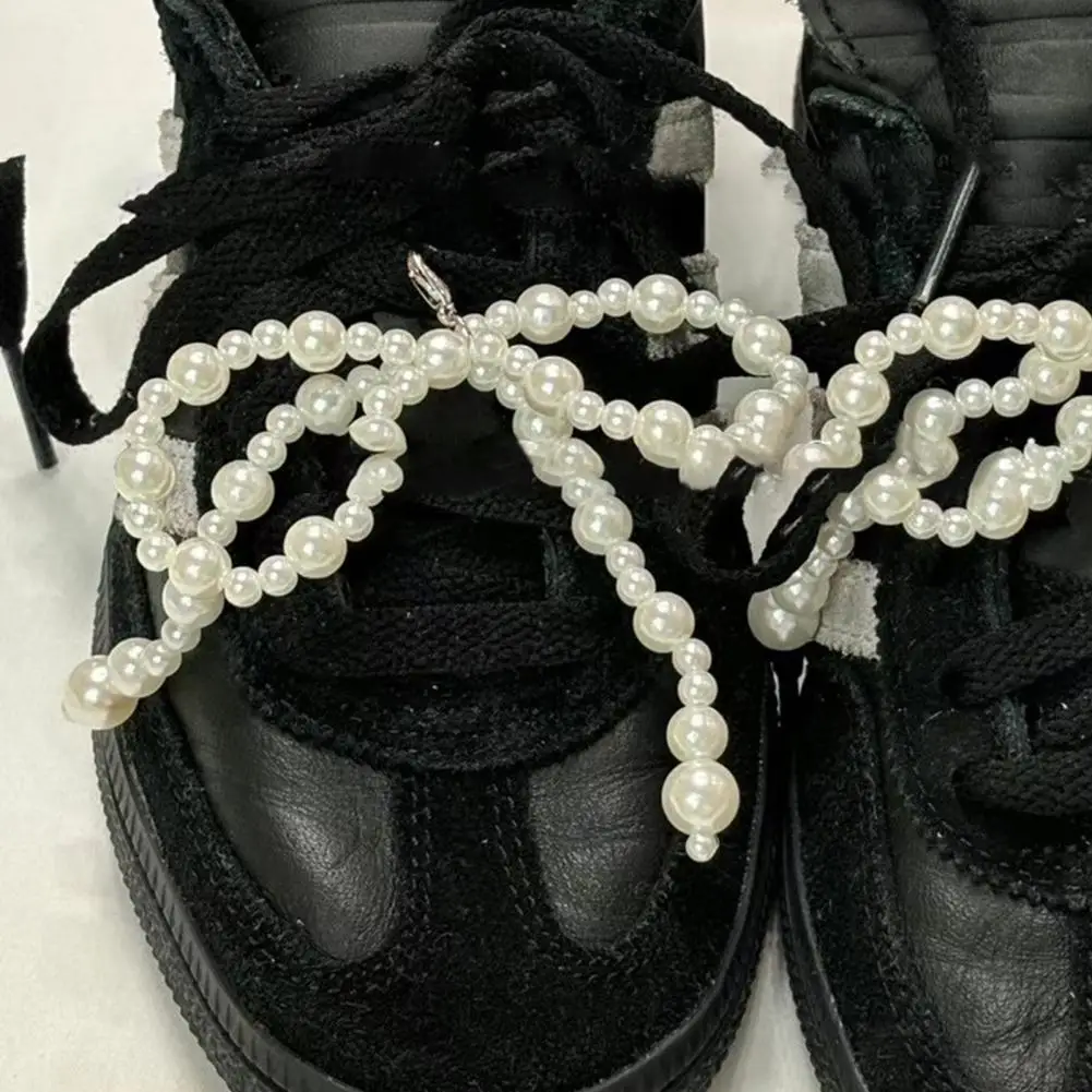 Shoe Decoration Accessory Faux Pearl Beaded Bow Shoe Charms for Sandals Sneakers Diy Shoe Accessories with Clip for Keychain Bag
Shoe Decoration Accessory Faux Pearl Beaded Bow Shoe Charms for Sandals Sneakers Diy Shoe Accessories with Clip for Keychain Bag