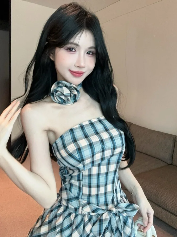 Summer New Plaid Off-Shoulder Floral Sash Waist Cinching Slimming Hot Girl A-Line Skirt Dress Women Street Style High Waist S...
Summer New Plaid Off-Shoulder Floral Sash Waist Cinching Slimming Hot Girl A-Line Skirt Dress Women Street Style High Waist S...