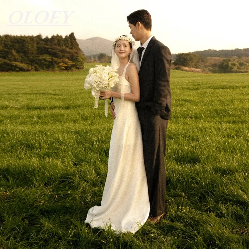 OLOEY Simple Silk Satin Wedding Dresses Korea Photoshoot Spaghetti Straps Floor Length Bridal Gown Customized Vestidos De Novia
OLOEY Simple Silk Satin Wedding Dresses Korea Photoshoot Spaghetti Straps Floor Length Bridal Gown Customized Vestidos De Novia