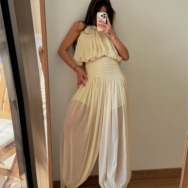 New Arrival 2026 Summer European & American Women's Outfit: Fresh Halter Slim Vest with Ruffled See-Through Wide-Leg Pants
New Arrival 2026 Summer European & American Women's Outfit: Fresh Halter Slim Vest with Ruffled See-Through Wide-Leg Pants