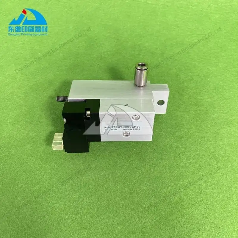 New Pneumatic Cylinder Parts Solenoid Valve F4.335.056/04 for Heidelberg Replacement Spare Parts Solenoid Valve F4.335.056
New Pneumatic Cylinder Parts Solenoid Valve F4.335.056/04 for Heidelberg Replacement Spare Parts Solenoid Valve F4.335.056