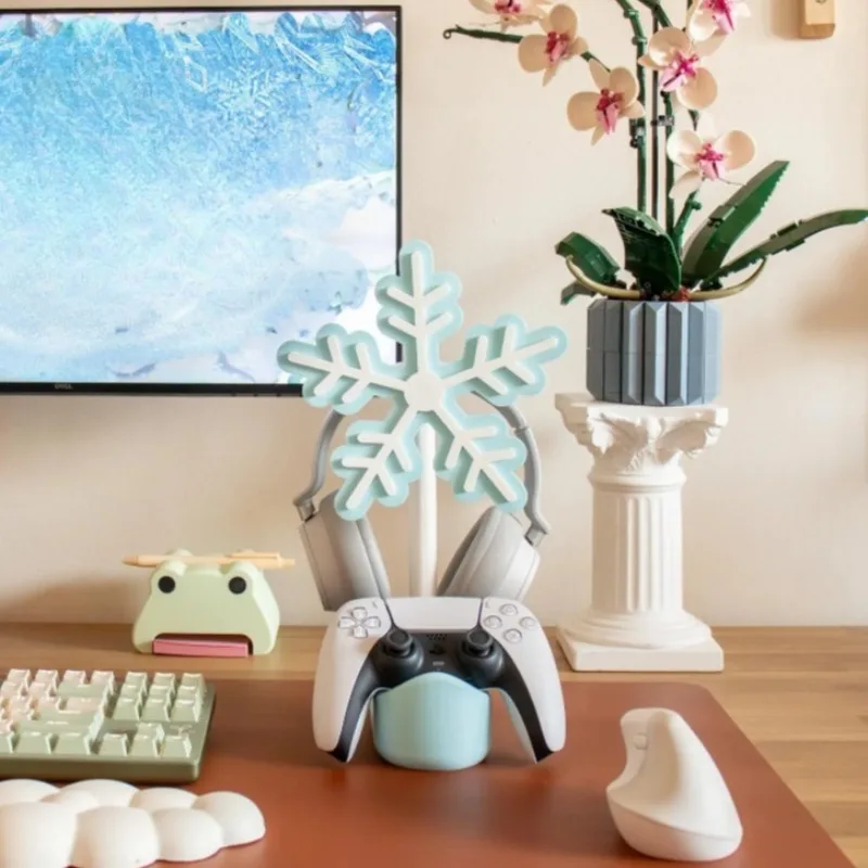 Snowflake Headphone Stand 3D Printing Cute Earphone Storage Rack Desktop Gaming Earphone Display Stand Customization Accessories
Snowflake Headphone Stand 3D Printing Cute Earphone Storage Rack Desktop Gaming Earphone Display Stand Customization Accessories
