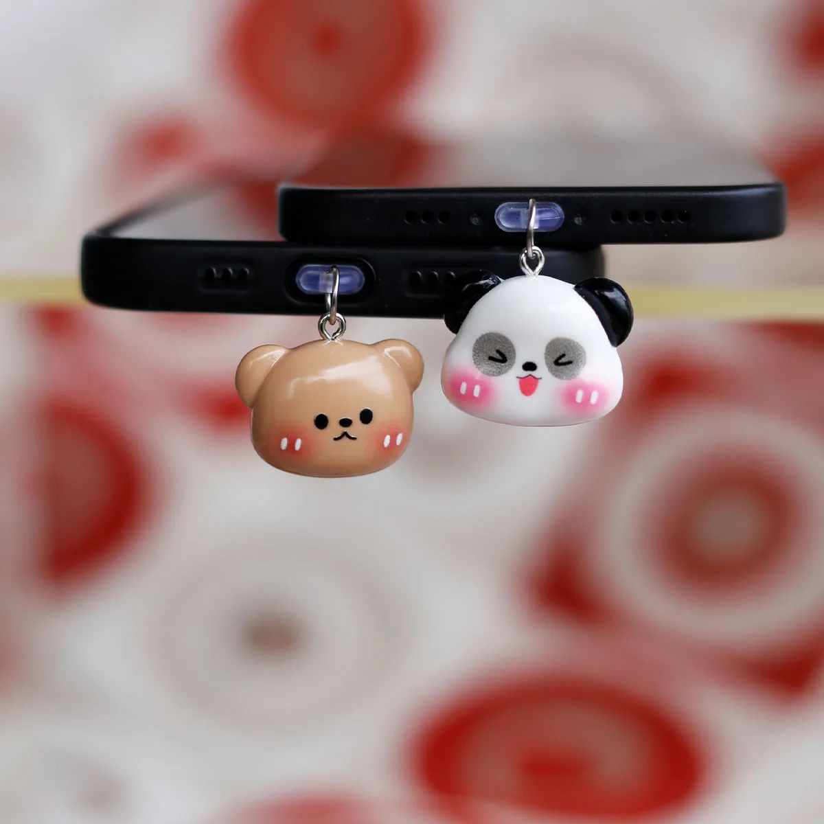 Mobile Phone Dust Plug Ornaments Accessories Resin Material Pet Animal Series Shy Cute Rabbit Panda Bear Chick For Iphone Type-C
Mobile Phone Dust Plug Ornaments Accessories Resin Material Pet Animal Series Shy Cute Rabbit Panda Bear Chick For Iphone Type-C