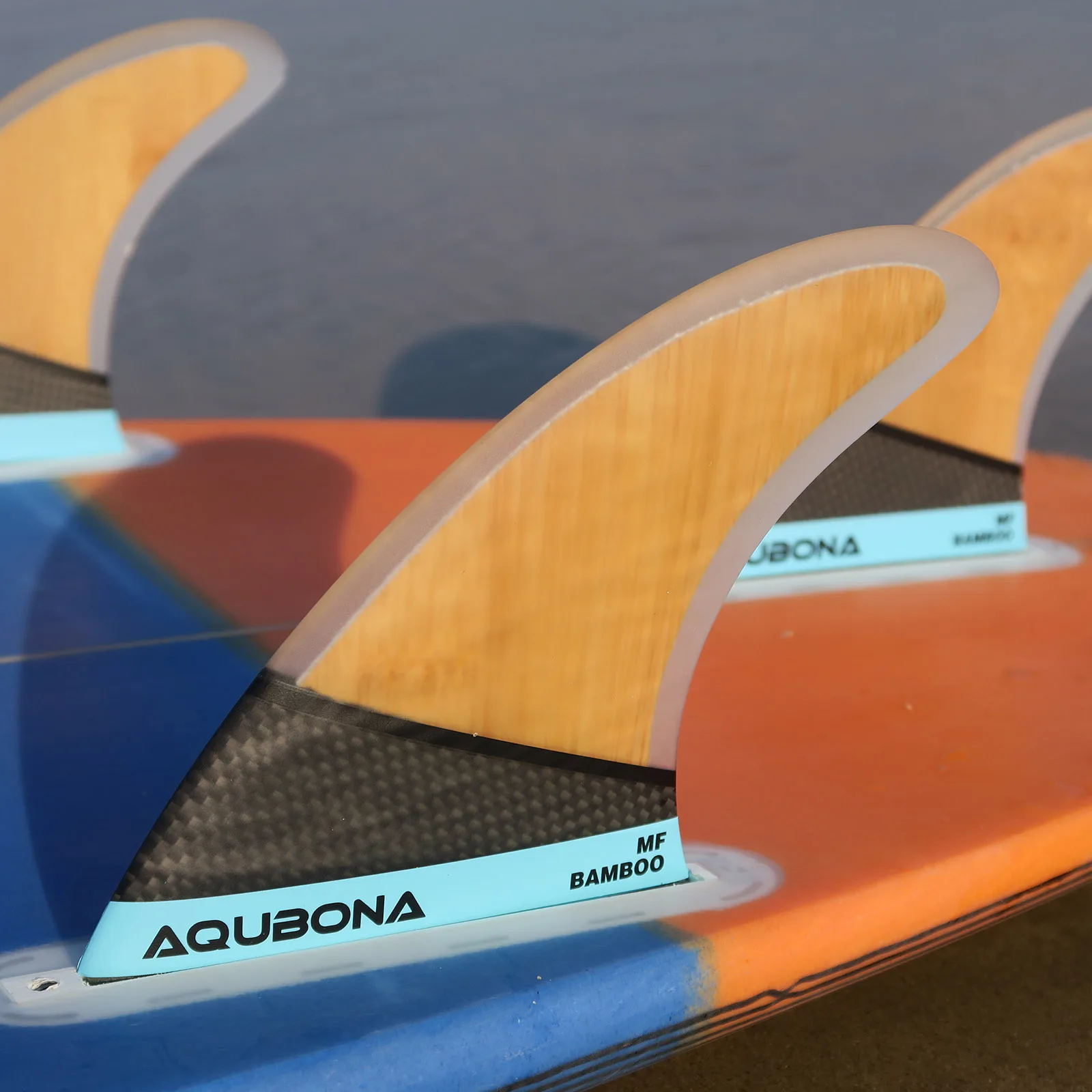 Double Tabs Fins II AM FINS Surfboard Fiberglass Fins for Surfing with Fin Bag, Screws and Fin Key(Small, Medium, Large Sets.)
Double Tabs Fins II AM FINS Surfboard Fiberglass Fins for Surfing with Fin Bag, Screws and Fin Key(Small, Medium, Large Sets.)