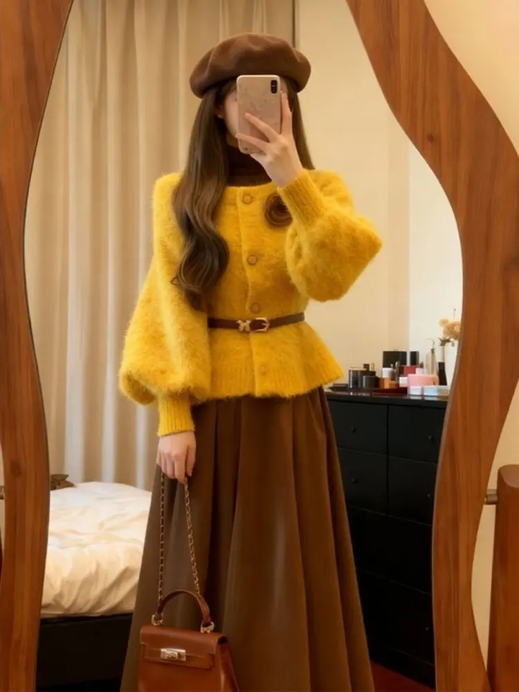 Chic Winter Fashion Korean Style Miu Series Set High Waist Long Sleeve Shirt And Pants Cold Tone Rich Girl Uniform
Chic Winter Fashion Korean Style Miu Series Set High Waist Long Sleeve Shirt And Pants Cold Tone Rich Girl Uniform