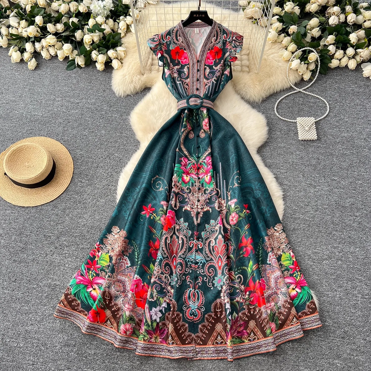 New Bohemian Paisley Printed Women Dresses V-Neck Ruffle Sleeveless Slim Belt Waist Long Dress Fashion Summer Beach Holiday Robe
New Bohemian Paisley Printed Women Dresses V-Neck Ruffle Sleeveless Slim Belt Waist Long Dress Fashion Summer Beach Holiday Robe