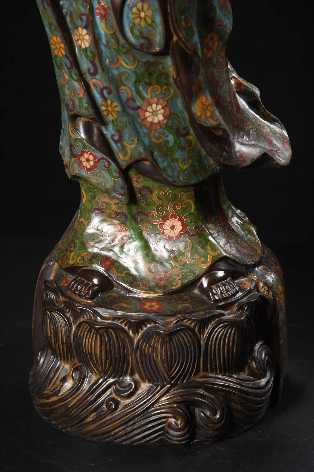 32"Xizang Folk Old Bronze Cloisonne Enamel Guanyin Bodhisattva Station Buddha Lotus Terrace Worship Hall
32"Xizang Folk Old Bronze Cloisonne Enamel Guanyin Bodhisattva Station Buddha Lotus Terrace Worship Hall