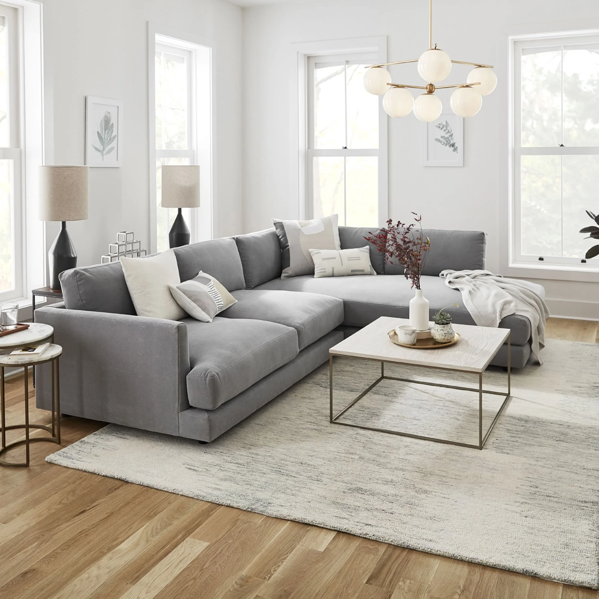 yh-L Shaped Sectional Sleeper Sofa with Chaise Reversible Upholstered Corner Sofa Living Room Sofas#
yh-L Shaped Sectional Sleeper Sofa with Chaise Reversible Upholstered Corner Sofa Living Room Sofas#