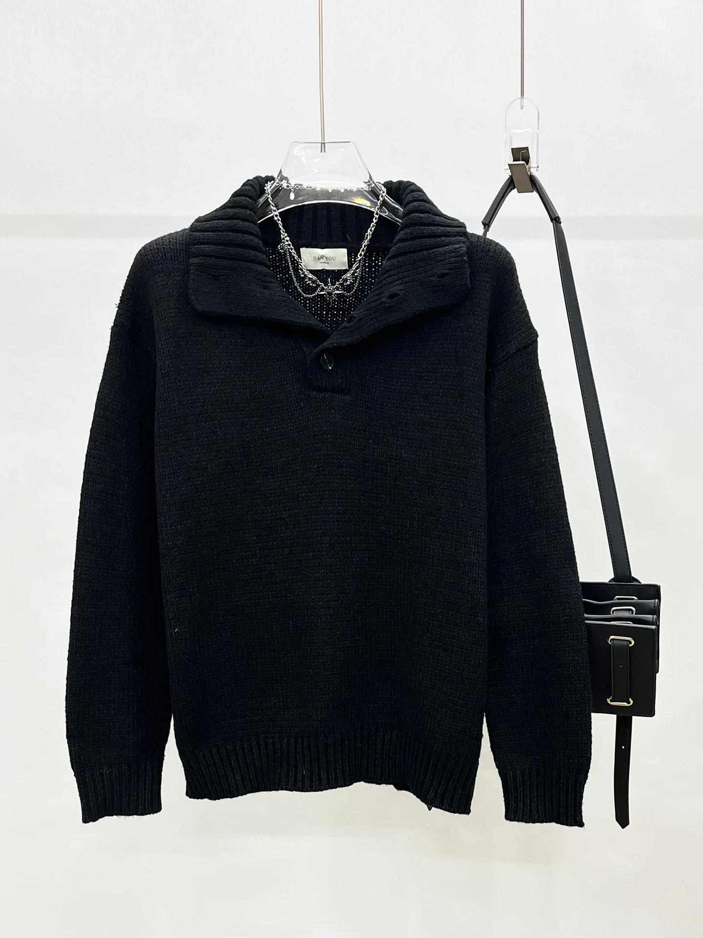 Ретро-свитер с высоким воротником, свободный вязаный свитер, простой повседневный базовый слой, модный теплый топ из полиэфирного волокна с длинными рукавами для зимы
Ретро-свитер с высоким воротником, свободный вязаный свитер, простой повседневный базовый слой, модный теплый топ из полиэфирного волокна с длинными рукавами для зимы