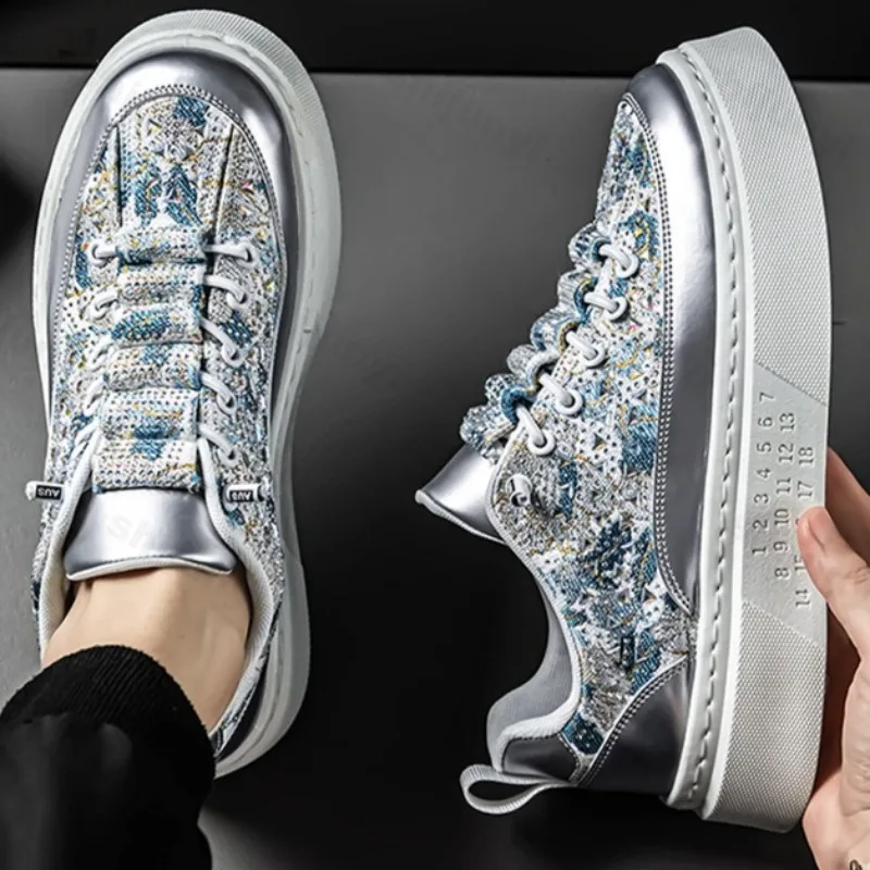 Мужская повседневная обувь с низким берцем и стразами на толстой подошве, осенняя модная тенденция 2024, универсальные удобные кроссовки на платформе
Мужская повседневная обувь с низким берцем и стразами на толстой подошве, осенняя модная тенденция 2024, универсальные удобные кроссовки на платформе