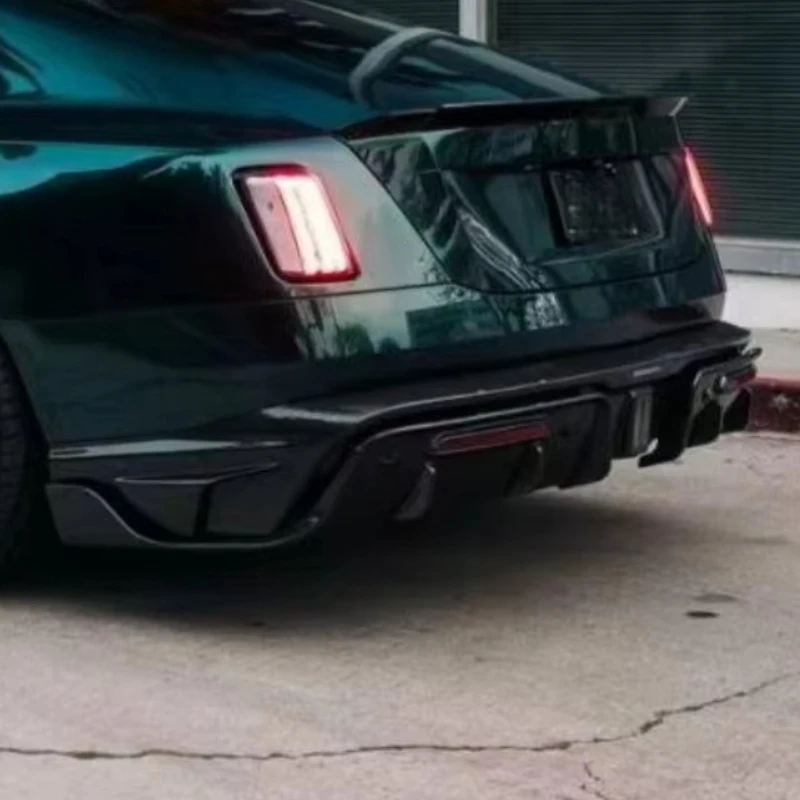 M-style air Kit for Rolls Royce Shining Upgrade Dry Carbon Fiber Rear Diffuser Body Kit Rear Bumper Lip
M-style air Kit for Rolls Royce Shining Upgrade Dry Carbon Fiber Rear Diffuser Body Kit Rear Bumper Lip