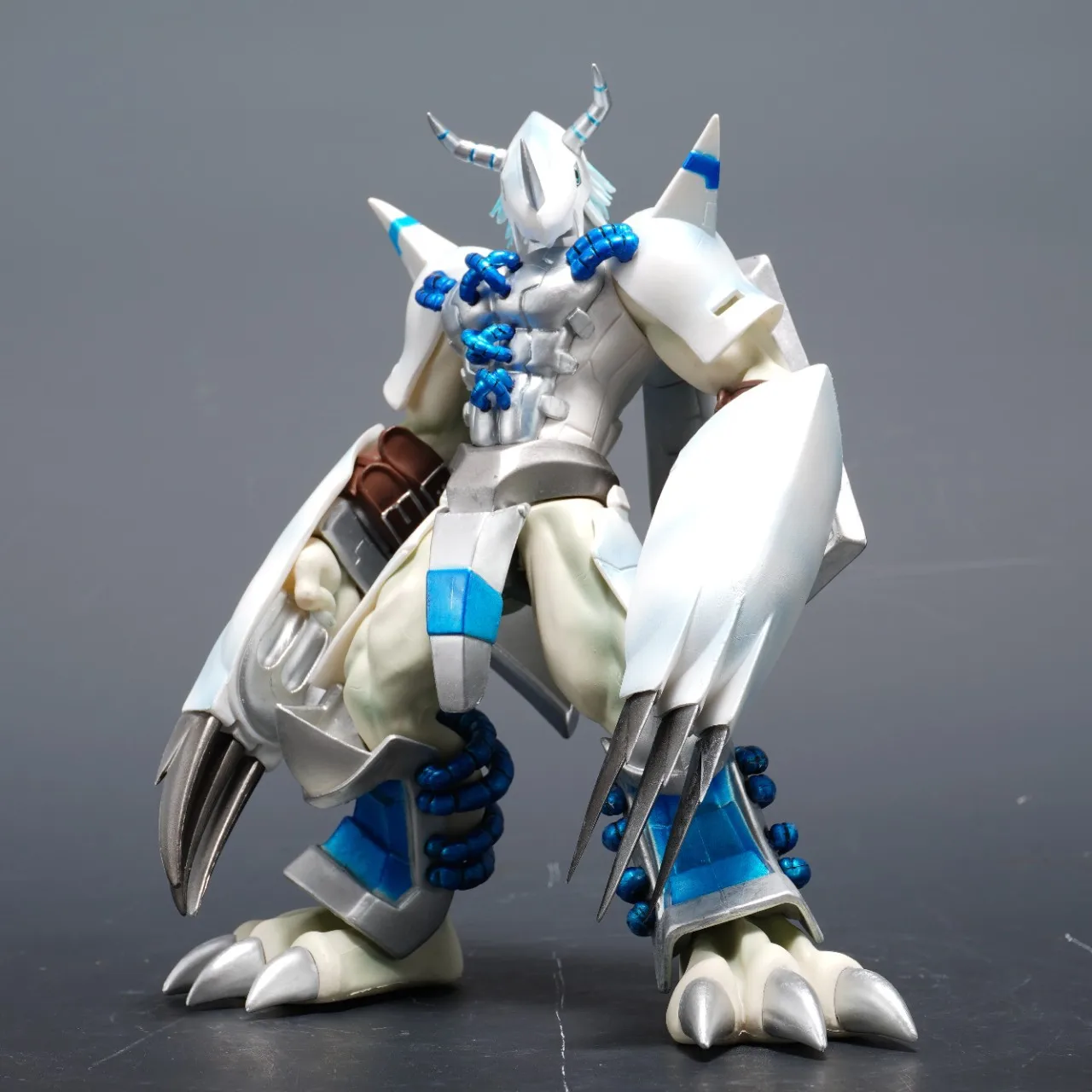 Exquisite Digimon Adventure compassionate form WarGreymon Statue model. PVC material.Desktop decoration GK Collection model
Exquisite Digimon Adventure compassionate form WarGreymon Statue model. PVC material.Desktop decoration GK Collection model