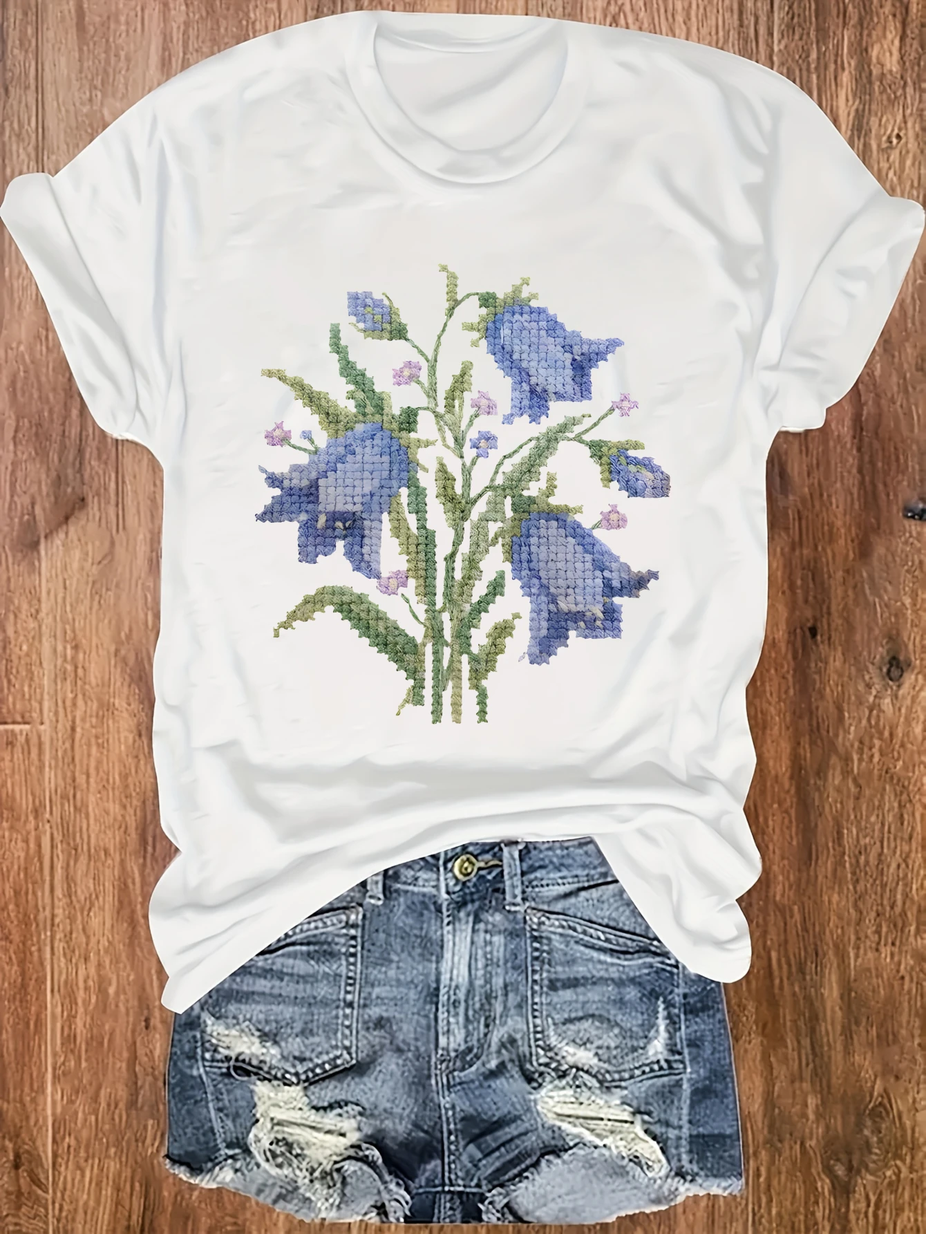 Women's plus size tank top Blue Flowers With Green Leaves Suitable for sports and daily wear womens clothes summer beach
Women's plus size tank top Blue Flowers With Green Leaves Suitable for sports and daily wear womens clothes summer beach