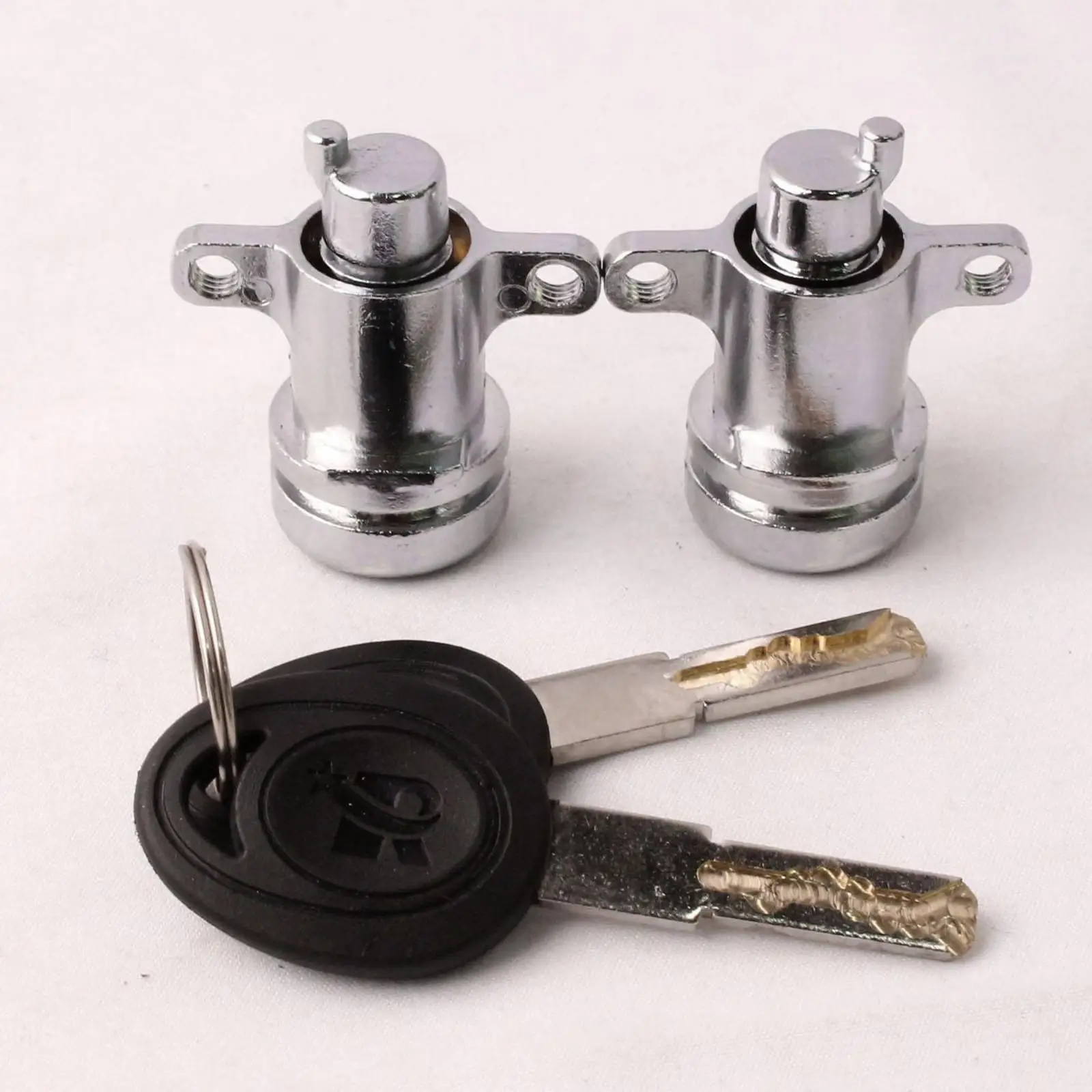 Universal Saddlebag Support Lock Core Keys for Motorcycle Side Bag Carrier Shelf Frame Hard Bag Attachment
Universal Saddlebag Support Lock Core Keys for Motorcycle Side Bag Carrier Shelf Frame Hard Bag Attachment