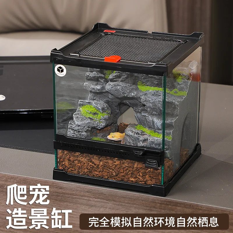 One reptile tank, one thing becomes a scene, rainforest, climbing pet tank, climbing pet landscape tank, desert
One reptile tank, one thing becomes a scene, rainforest, climbing pet tank, climbing pet landscape tank, desert