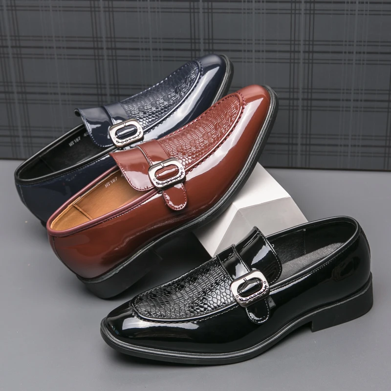 Loafers Men Patent Leather Fashionable Buckle Leather Shoes One Foot Business Classic Formal Shoes Gentlemen Shoes Sizes 38-46
Loafers Men Patent Leather Fashionable Buckle Leather Shoes One Foot Business Classic Formal Shoes Gentlemen Shoes Sizes 38-46