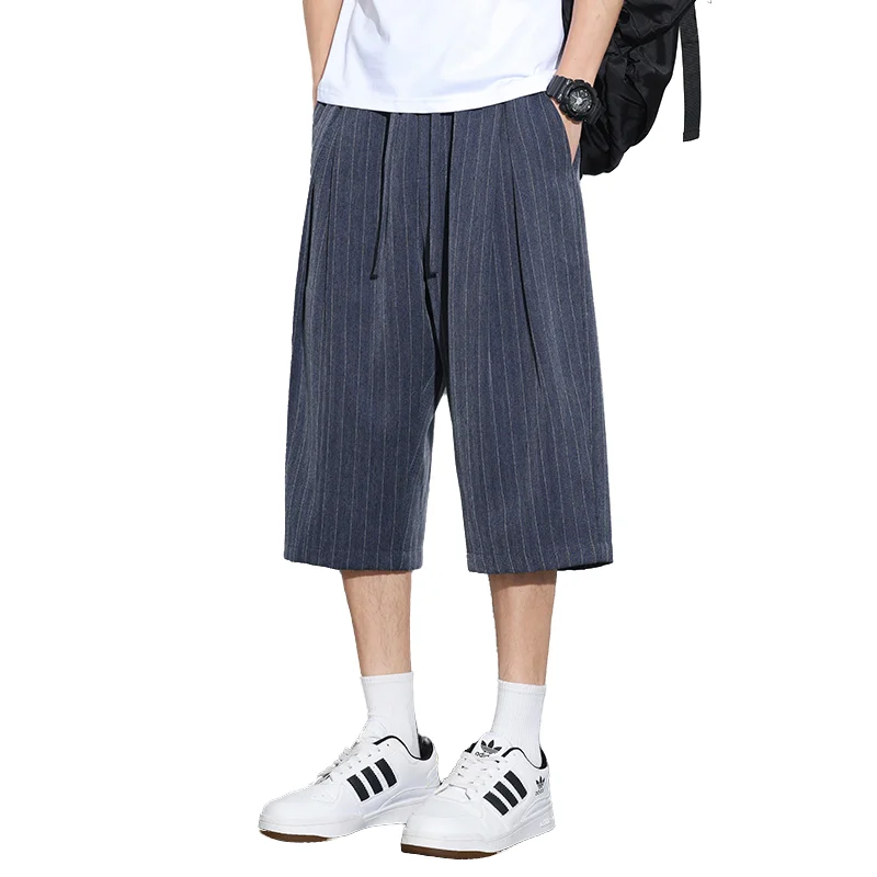Men's Premium Shorts Summer Trendy Striped Casual 7-Point Pants Street Fashion Comfortable Versatile Daily Outing Loose Trousers
Men's Premium Shorts Summer Trendy Striped Casual 7-Point Pants Street Fashion Comfortable Versatile Daily Outing Loose Trousers