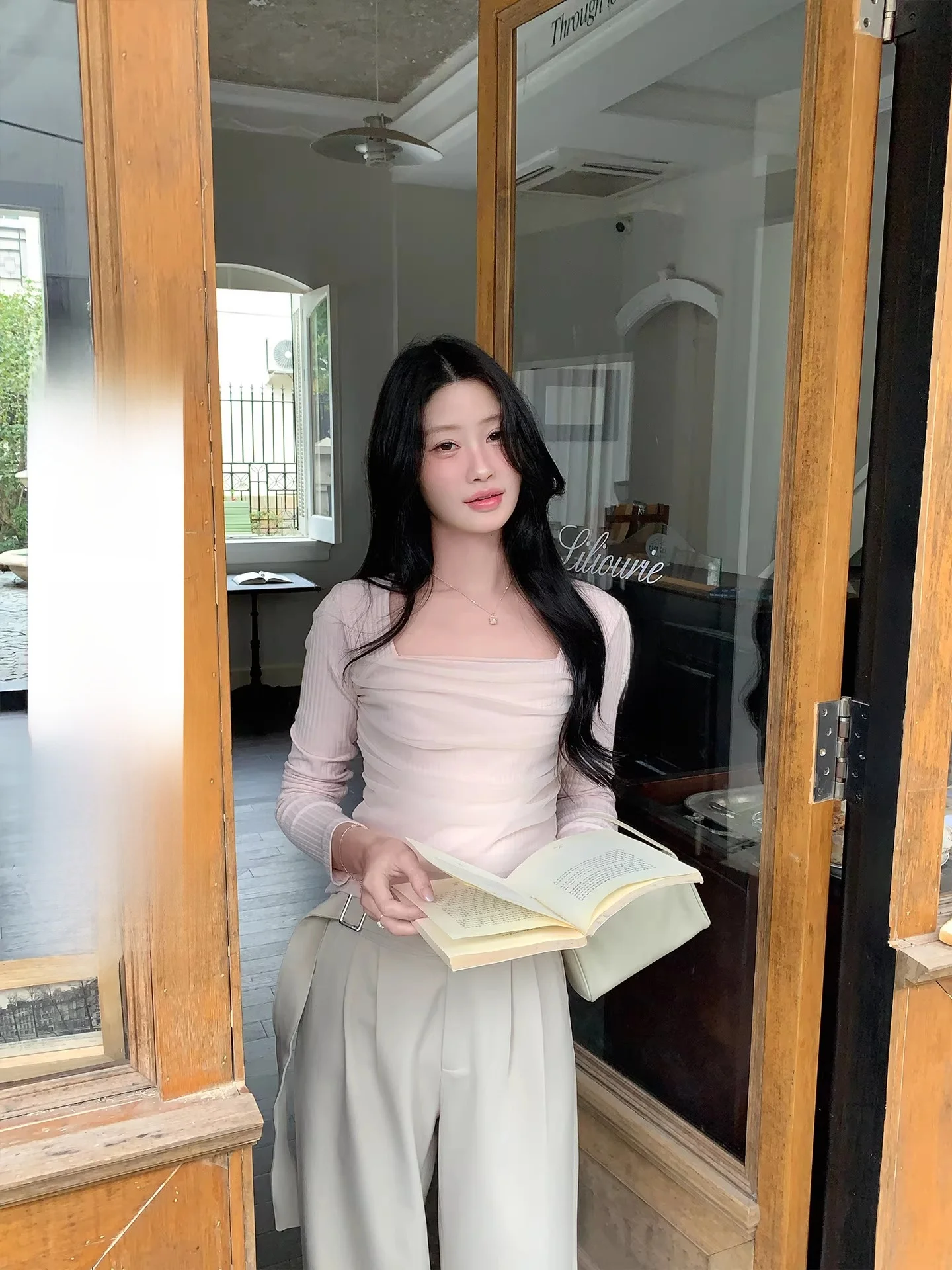 JeJuna apefruit Girl Spring Pink Mist Knitted Long Sve Top Color Enhancing Slim Fit Square Collar Regular Length Tee
JeJuna apefruit Girl Spring Pink Mist Knitted Long Sve Top Color Enhancing Slim Fit Square Collar Regular Length Tee