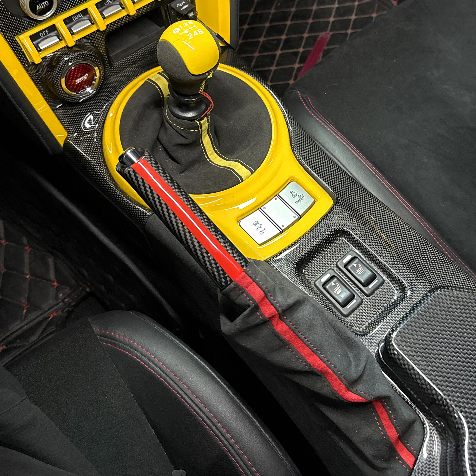 Handbrake Grip Handle Lever Hand Brake Trim Cover For Toyota GT86 2013-2021 GR86 Subaru BRZ 2022-2025 Car Interior Accessories
Handbrake Grip Handle Lever Hand Brake Trim Cover For Toyota GT86 2013-2021 GR86 Subaru BRZ 2022-2025 Car Interior Accessories