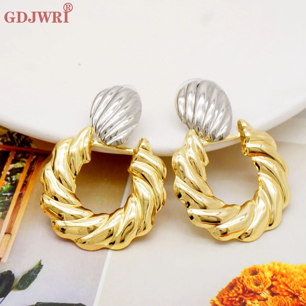 New Trendy Indian Drop Earrings Hoop Pearl Leaf Vintage Irregular For Women Girl Gift Fashion Jewelry Dropship Wholesale
New Trendy Indian Drop Earrings Hoop Pearl Leaf Vintage Irregular For Women Girl Gift Fashion Jewelry Dropship Wholesale
