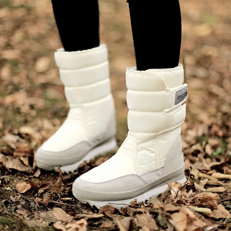 New Winter Warm Snow Boots Women Outdoor Waterproof Women's Cotton Shoes Plush Comfort Warm Female High Top Boots
New Winter Warm Snow Boots Women Outdoor Waterproof Women's Cotton Shoes Plush Comfort Warm Female High Top Boots
